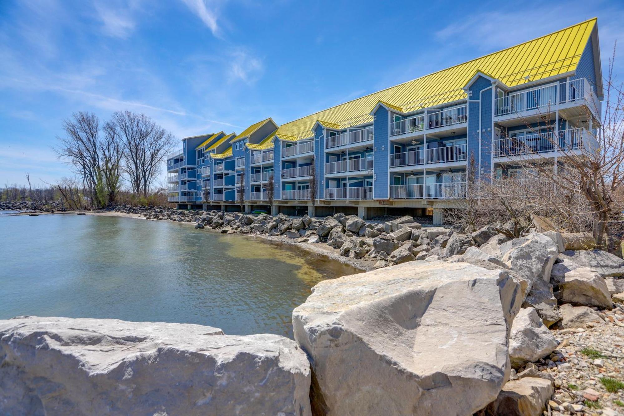 Waterfront Bass Island Retreat With Balcony And Tv Put-in-Bay Exterior foto